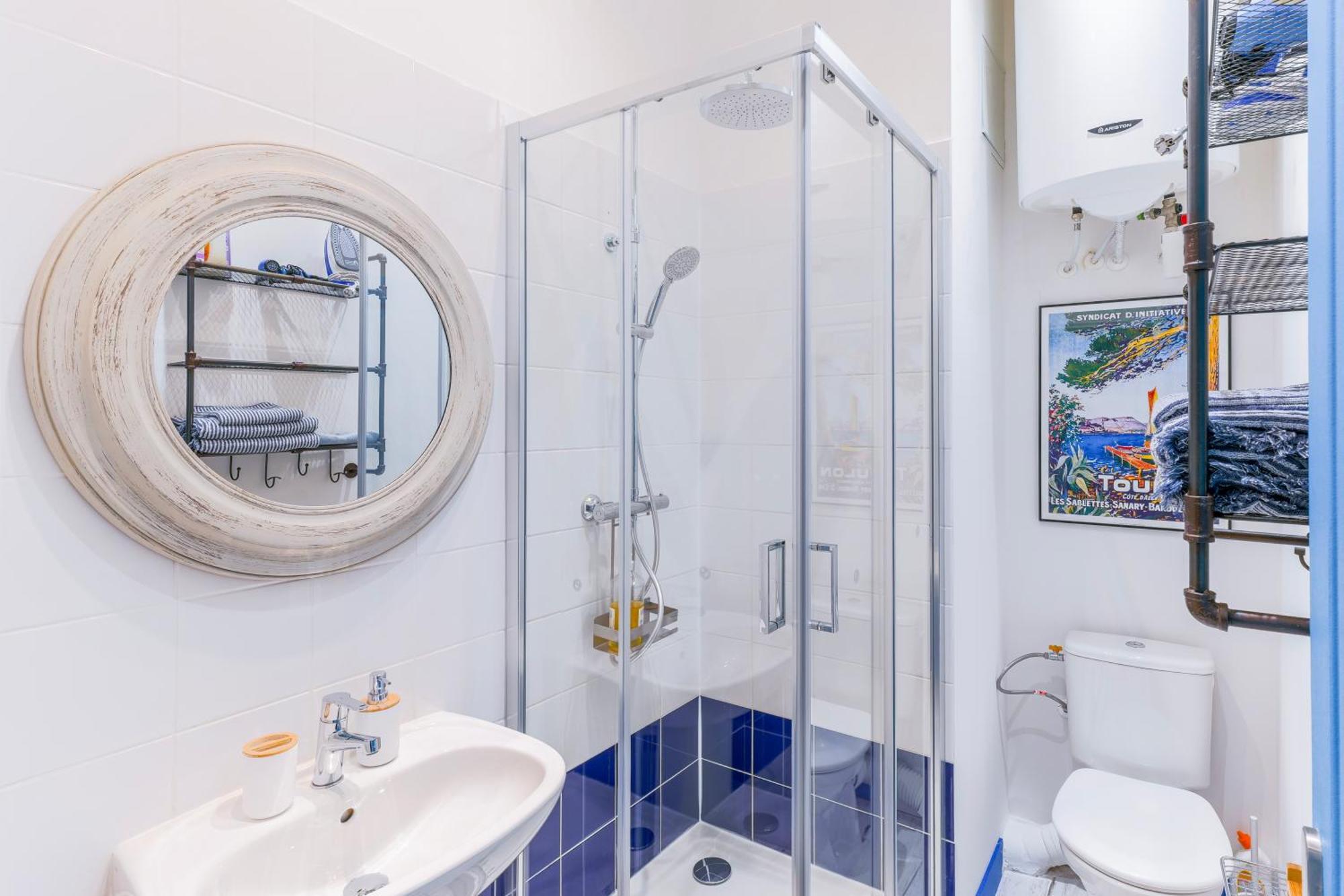 Studio Bleu 29M2, 120M Vieux-Port , Clim ,Wifi, Acces Autonome Avec Code Marsilia Exterior foto